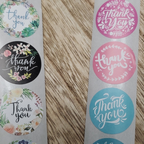 Free thank you sticker  with purchase - Picture 2 of 2